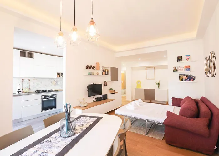 Elegant & Chic 2 - 5min To Station, Ac, Wi-fi Rom