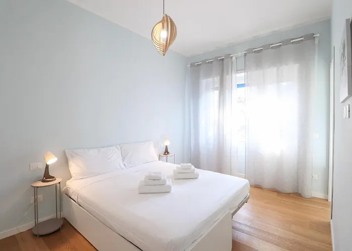 Apartment Elegant & Chic 2 - 5min To Station, Ac, Wi-fi